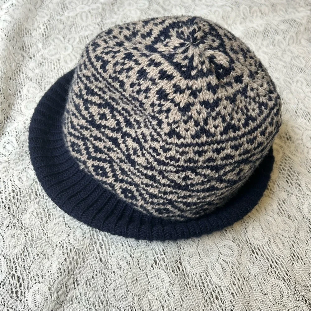 Inverni Merino Wool Navy bucket hat 57 size medium